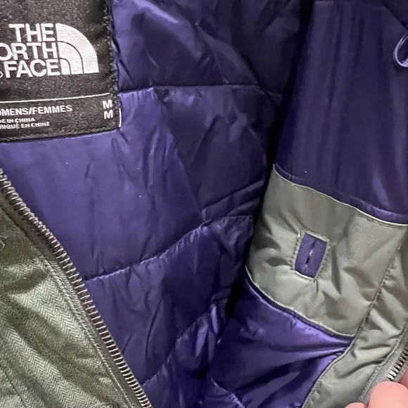 The North Face Gatekeeper Insulated Snow Jacket | Women’s Medium - Picture 5 of 8